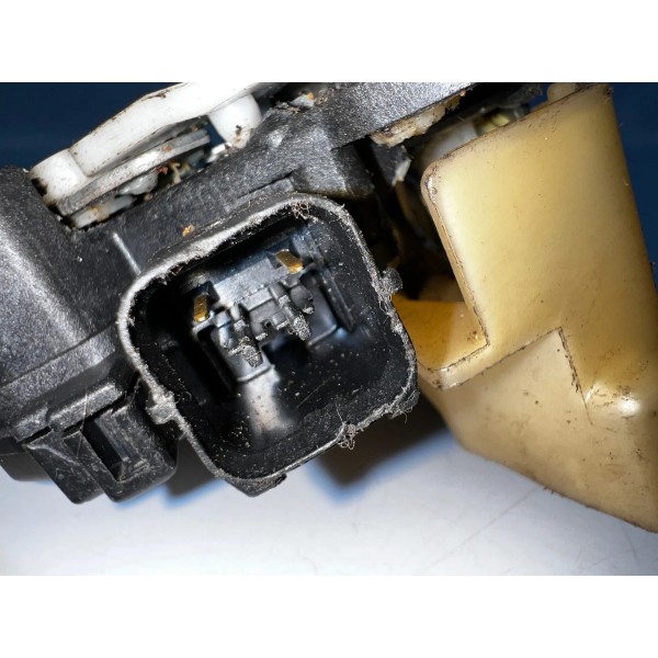 Fechadura Porta Diant. Direita Mitsubishi Triton 2019 A 2022