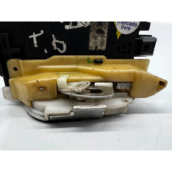 Fechadura Porta Diant. Direita Mitsubishi Triton 2019 A 2022