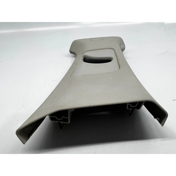 Acabamento Coluna Cent. Direita Volkswagen Polo 2023 A 2024