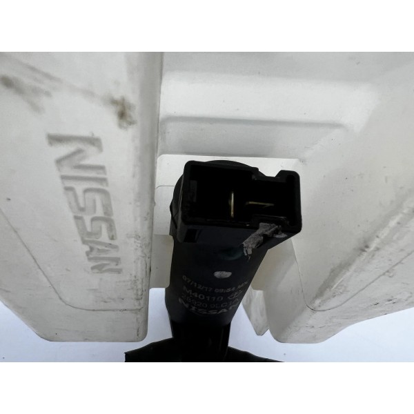 Reservatório Tampa Água Limpador P. Brisa Nissan March Versa