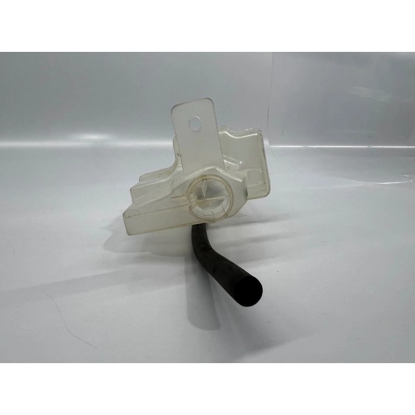 Reservatorio De Agua Nissan Versa 2011 A 2019