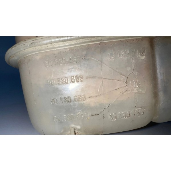 Depósito De Água Do Radiador Chevrolet Zafira 2002 A 2012