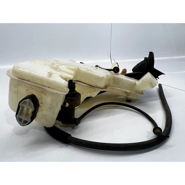 Reservatório Água Parabrisa Partida Fria Renault Captur 2019