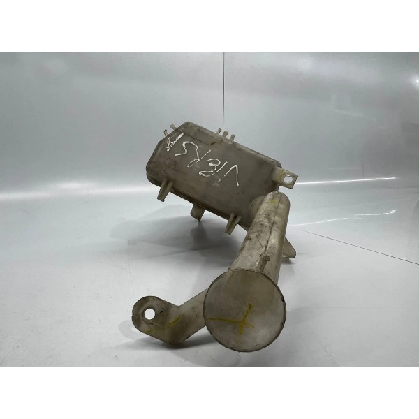 Reservatório Água Parabrisa Nissan March  2011 A 2020