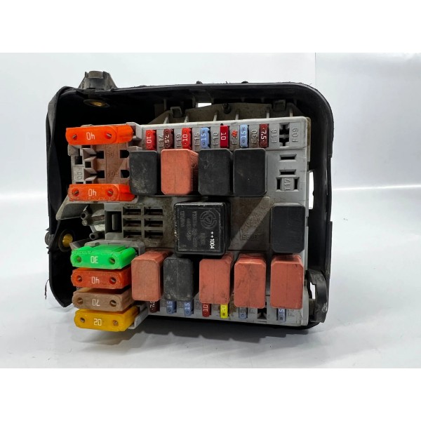 Caixa Fusivel Fiat Palio Strada 2010