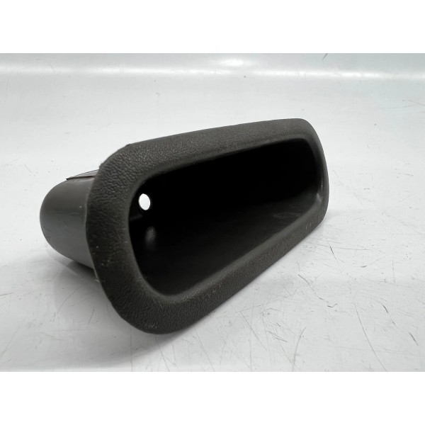 Moldura Pux. Porta Trase. Esq. Mitsubishi Pajero 2010 A 2015