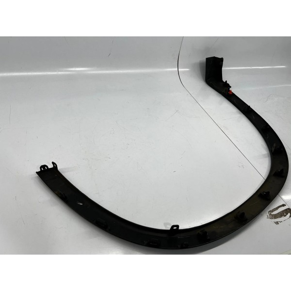 Aplique Moldura Para-lama Direito Chery Tiggo 8 Turbo 2025