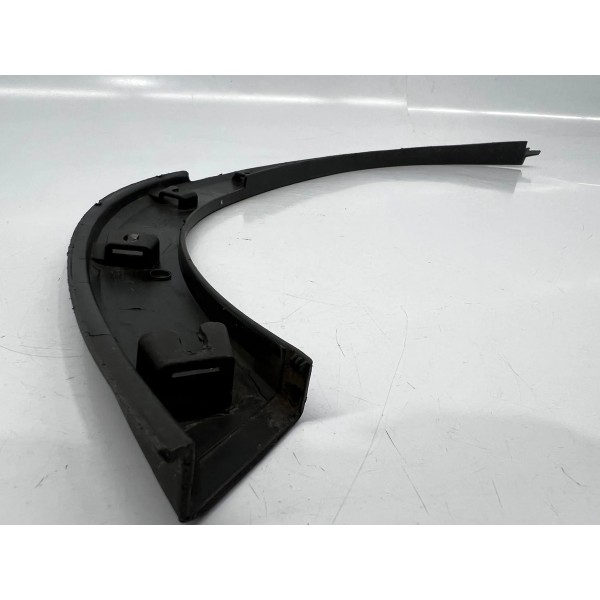 Moldura Paralama Tras. Dir. Chevrolet Tracker 2016 A 2019