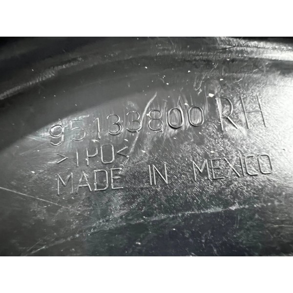 Moldura Interna Tras. Direita Chevrolet Tracker 2018 A 2019