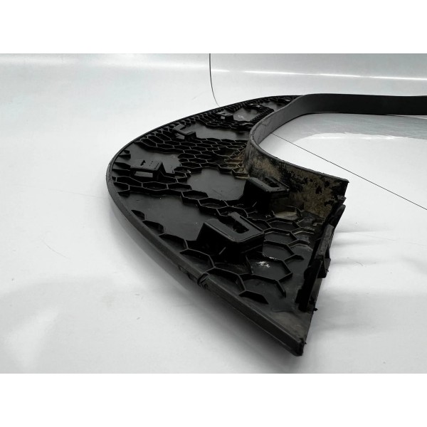 Moldura Traseira Esquerda Fiat Strada 2021 A 2023