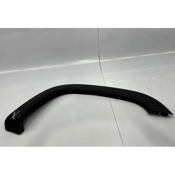 Moldura Traseira Esquerda Fiat Strada 2021 A 2023