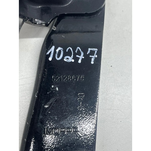 Dobradiça Braço Tampa Tras. Direita Fiat Strada 2021 A 2025