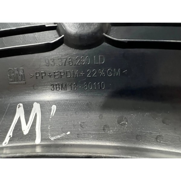 Moldura Paralama Traseiro  L.d Chevrolet Montana 2009 A 2010