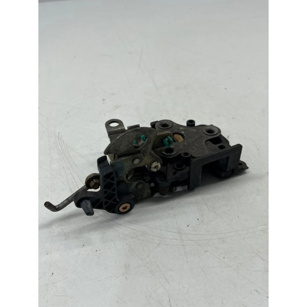 Fechadura Manual Dianteira Dir.  Chevrolet S10 1996 A 2011