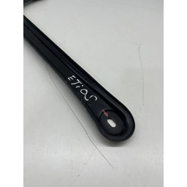 Suporte Eixo Traseiro Esq. Toyota  Etios  2014 A 2015