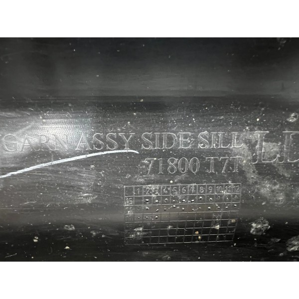 Spoiler Lateral Direito Honda Hrv 2018 A 2020