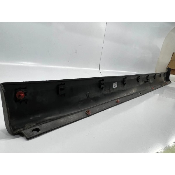 Fixador Spoiler Direito  Fiat Grand Siena 2012