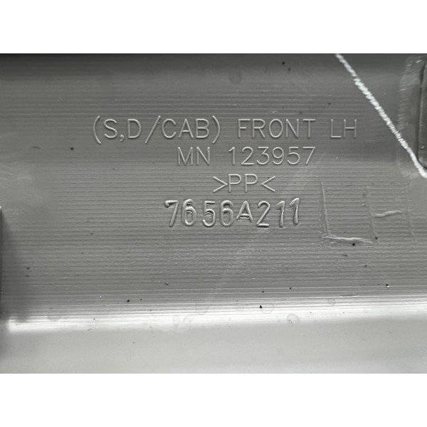 Soleira Dianteira Dir  Mitsubishi L200 Triton 2008 A 2016