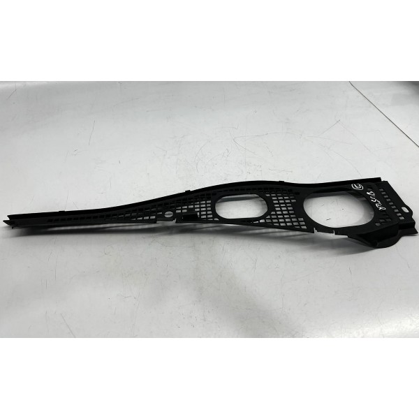 Grade Churrasqueira Direita Renault  Oroch 2016 A 2020