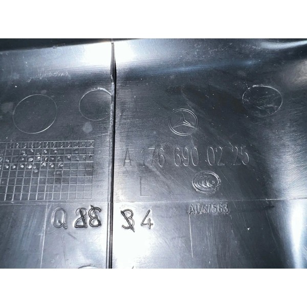 Acabamento Coluna Central Esquerdo Mercedes A200 2014 A 2015