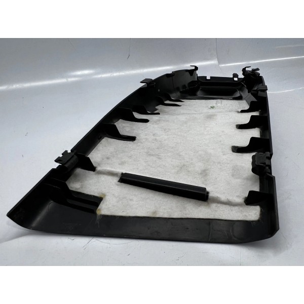 Acabamento Coluna Central Esquerdo Mercedes A200 2014 A 2015