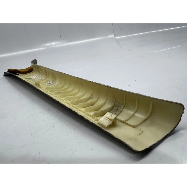 Acabamento Coluna Direita Parabrisa Mercedes C180 2011 A 14