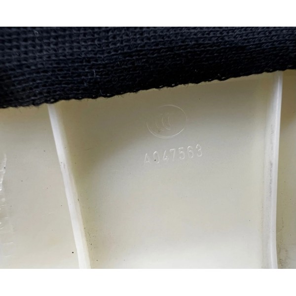 Acabamento Coluna Direita Parabrisa Mercedes C180 2011 A 14