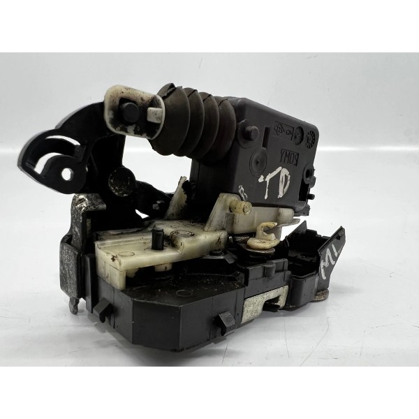 Trava Porta Traseira Direita Clio Sandero Logan 2002 A 2004