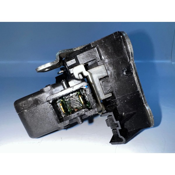 Trava Porta Traseira Direita Clio Sandero Logan 2002 A 2004