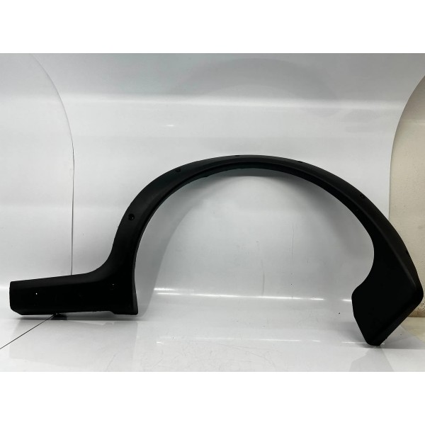 Moldura Paralama Traseira Esquerda Fiat Strada 2001 A 2005