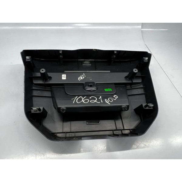 Acabamento Tampa Porta Malas Triângulo Polo Track 2023/2024