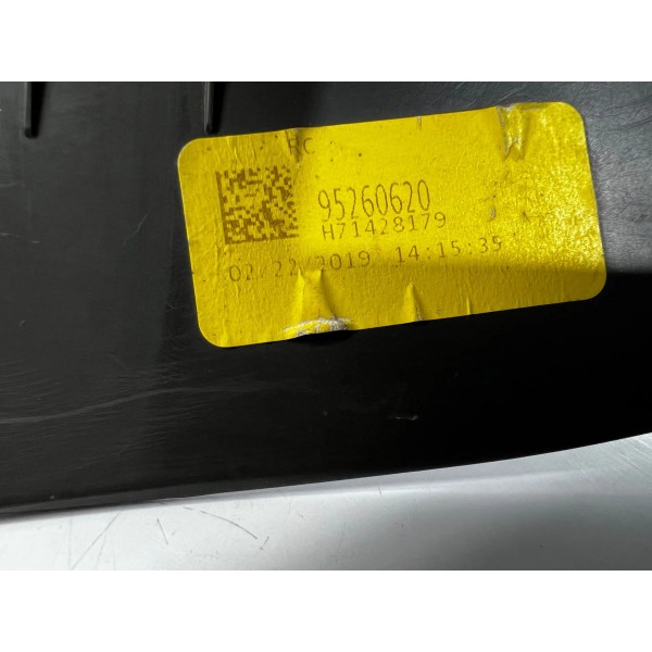 Soleira Porta Dianteira Esquerda Chevrolet Tracker 2017