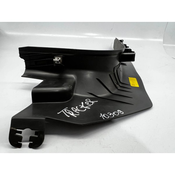 Soleira Porta Dianteira Esquerda Chevrolet Tracker 2017