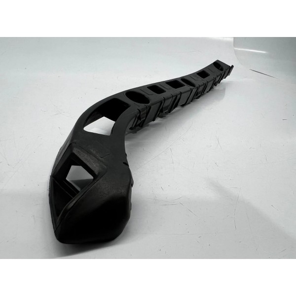 Guia Parachoque Tras. Esq Chevrolet Cruze Sedan 2012 A 2016