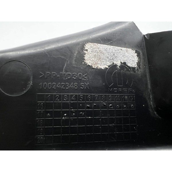 Acabamento Tampa Traseira Direita Fiat Toro 2021 A 2022