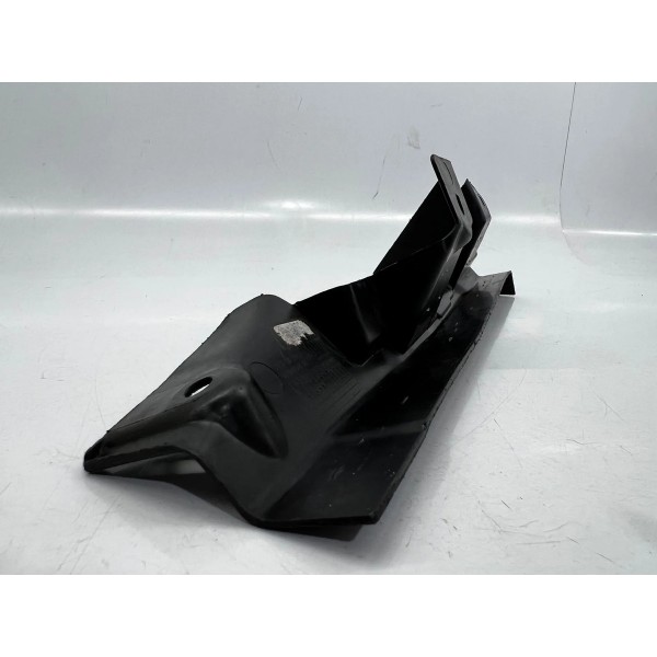 Acabamento Tampa Traseira Direita Fiat Toro 2021 A 2022