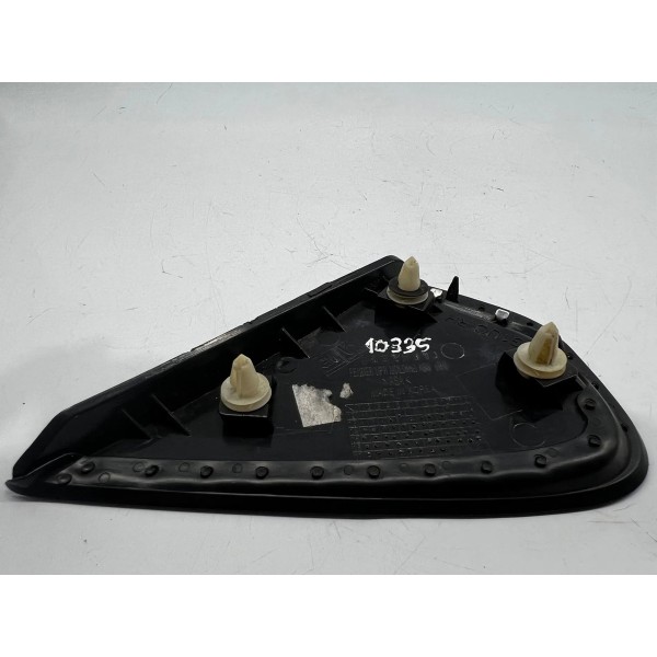 Moldura Externa Retrovisor Direito Chevrolet Tracker 2018