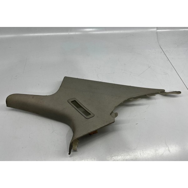 Moldura Coluna Tras Dir.  Mercedes-benz C180  2012 A 2013