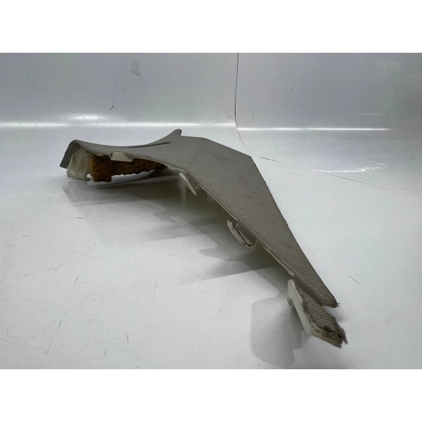 Moldura Coluna Tras Dir.  Mercedes-benz C180  2012 A 2013