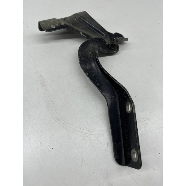 Braço Dobradiça Capo Esquerdo Nissan Versa 2013 A 2019