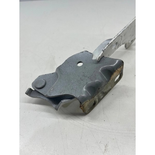 Dobradiça Do Capô Direito Fiat Mobi 2017 A 2023