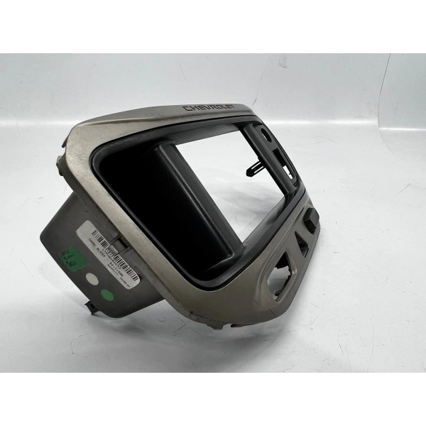 Moldura Painel Central Chevrolet Spin 2013 A 2017 Prata E Preto