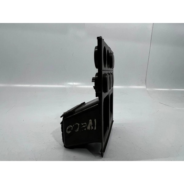 Moldura Central Botão Alerta Iveco Daily 2011